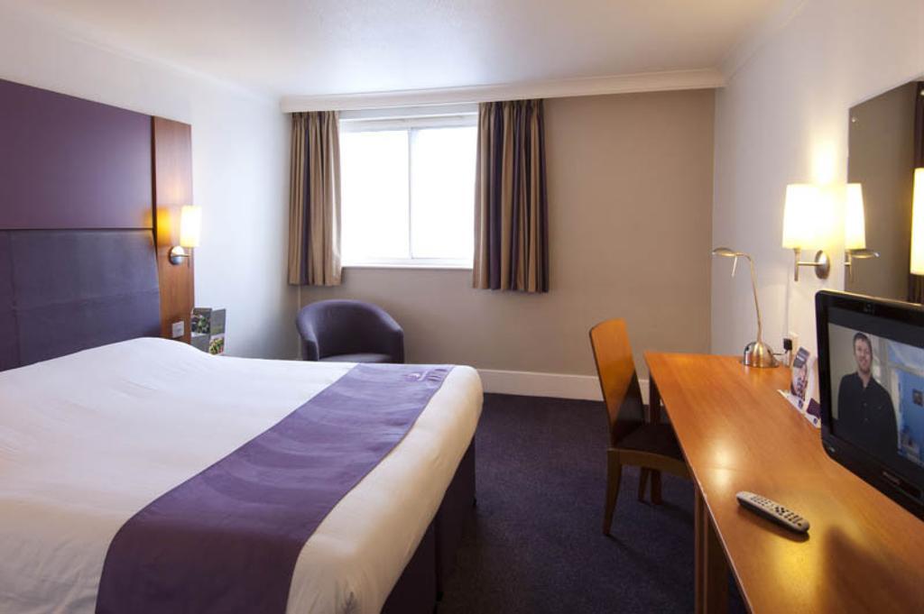 Premier Inn Newcastle City Centre Millennium Bridge Zewnętrze zdjęcie