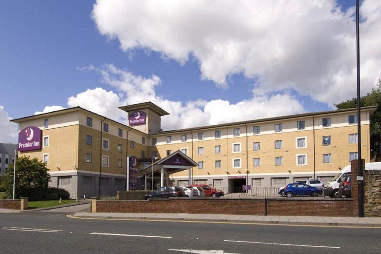 Premier Inn Newcastle City Centre Millennium Bridge Zewnętrze zdjęcie
