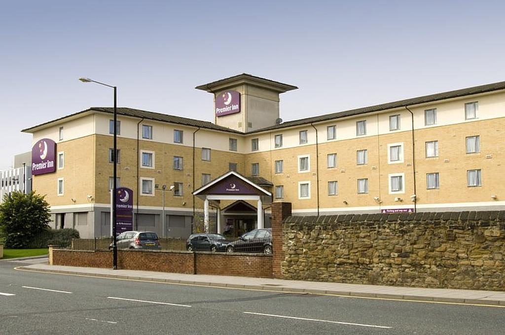 Premier Inn Newcastle City Centre Millennium Bridge Zewnętrze zdjęcie